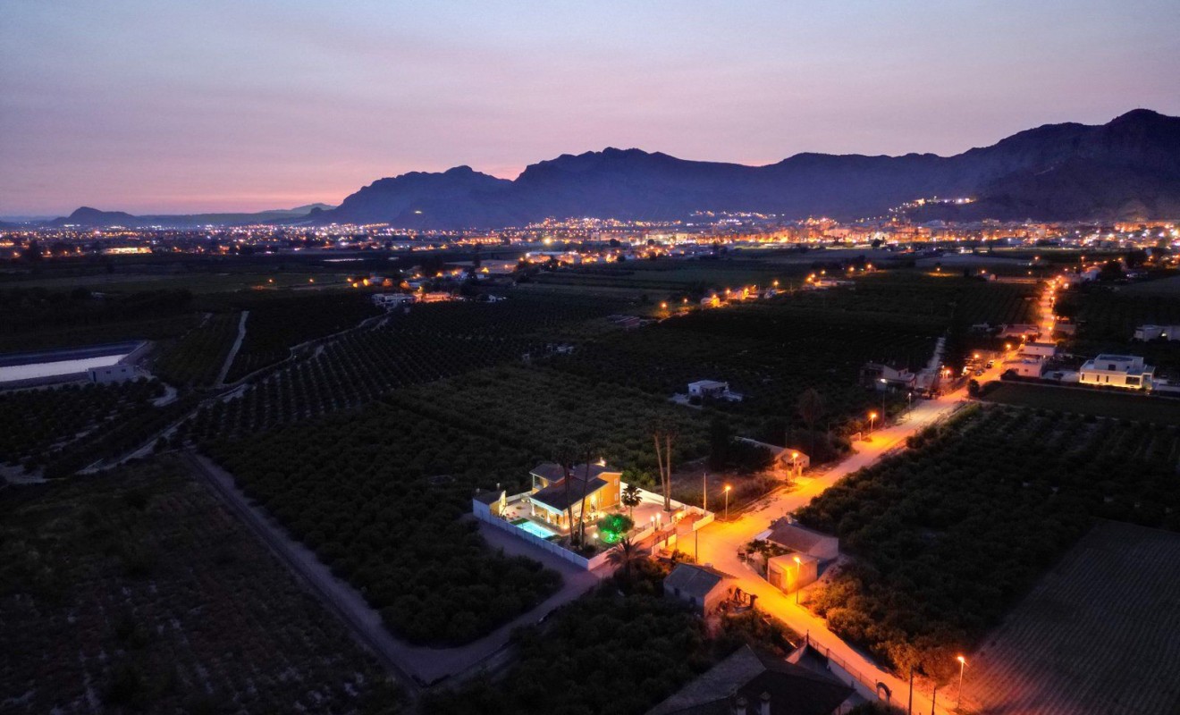 Sale - Villa - Orihuela - Correntías Medias