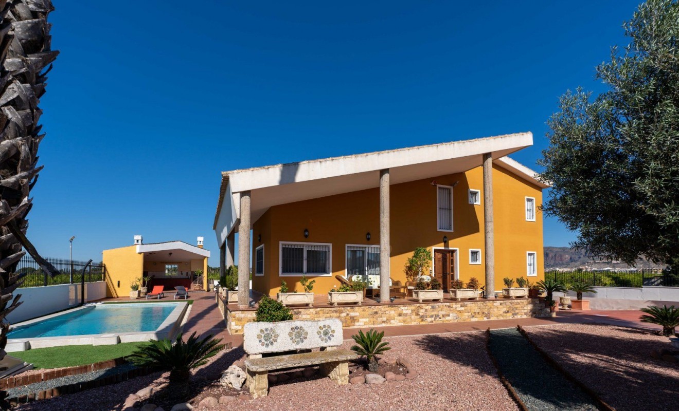 Sale - Villa - Orihuela - Correntías Medias