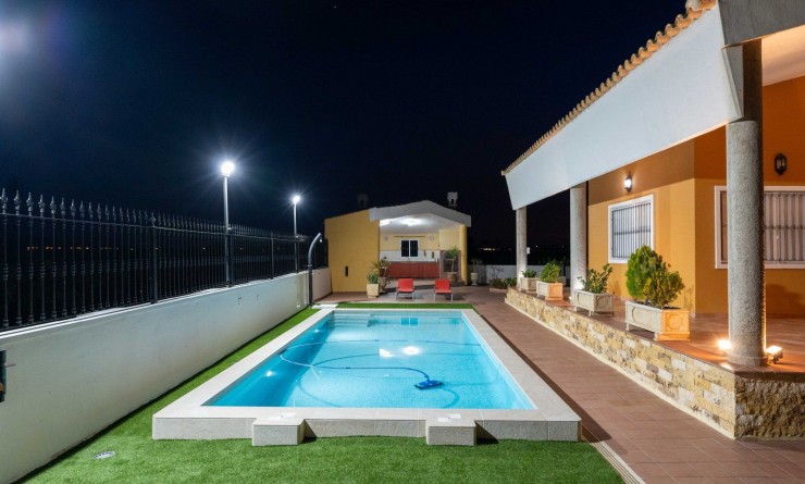 Sale - Villa - Orihuela - Correntías Medias