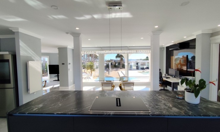 Sale - Villa - El Mudamiento