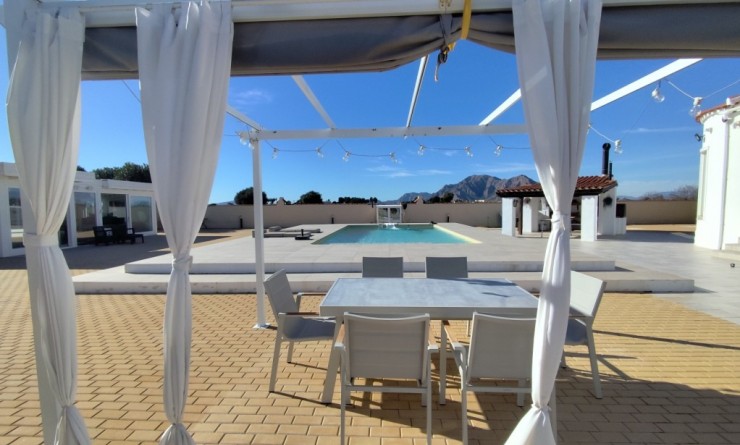 Sale - Villa - El Mudamiento