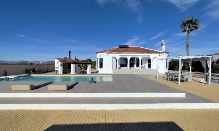 Sale - Villa - El Mudamiento