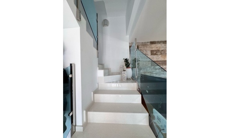 Wederverkoop - Herenhuis - Polop