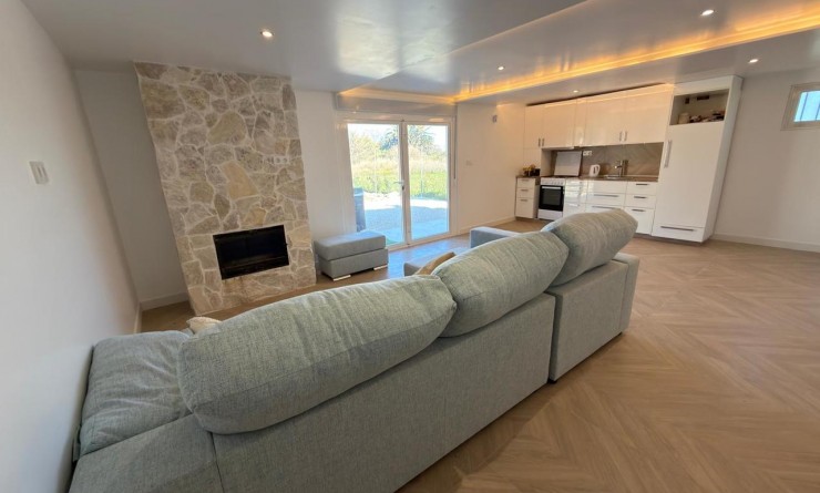 Revente - Plot - Algorfa