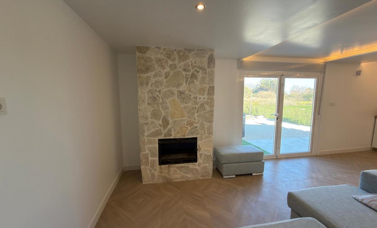 Revente - Plot - Algorfa