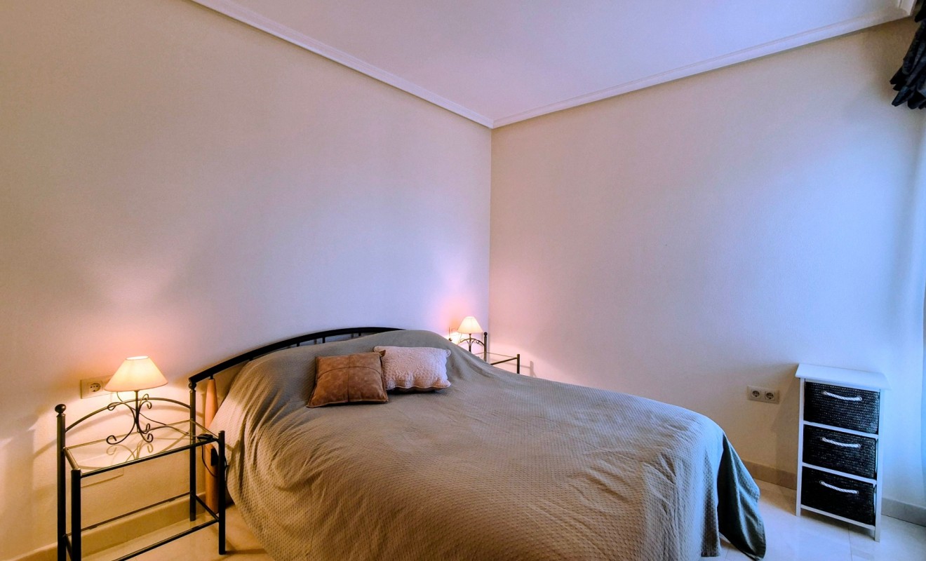 Sale - Apartment / flat - Orihuela Costa - Villamartín