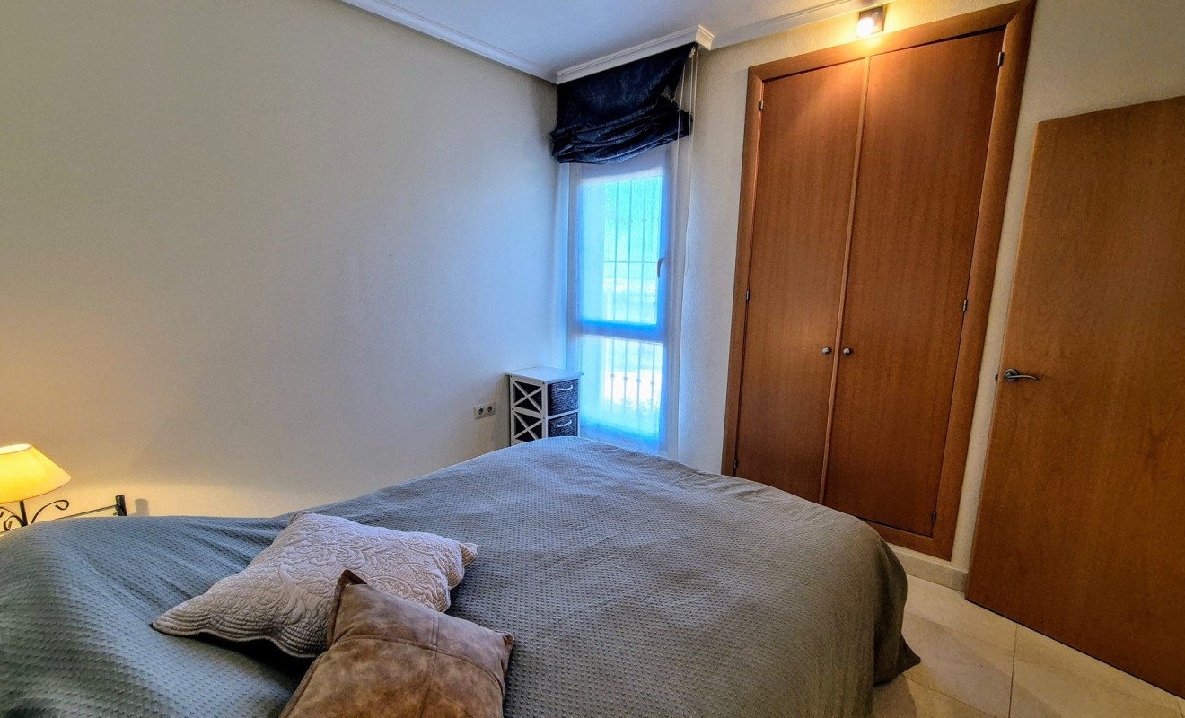 Sale - Apartment / flat - Orihuela Costa - Villamartín