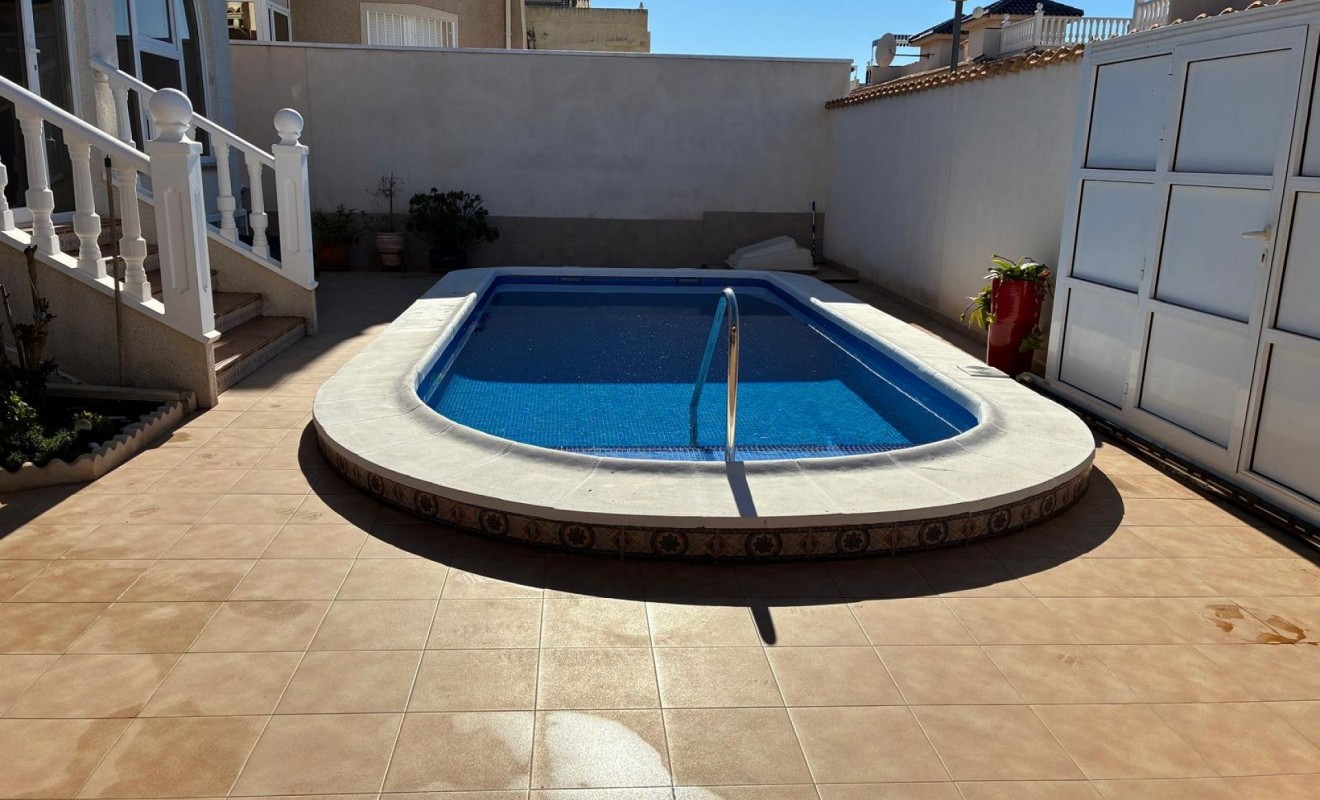 Sale - Detached villa - Rojales