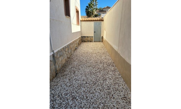Sale - Detached villa - Rojales