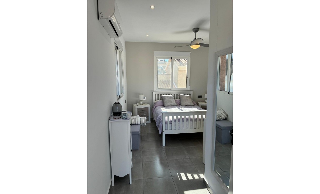 Sale - Detached villa - Rojales