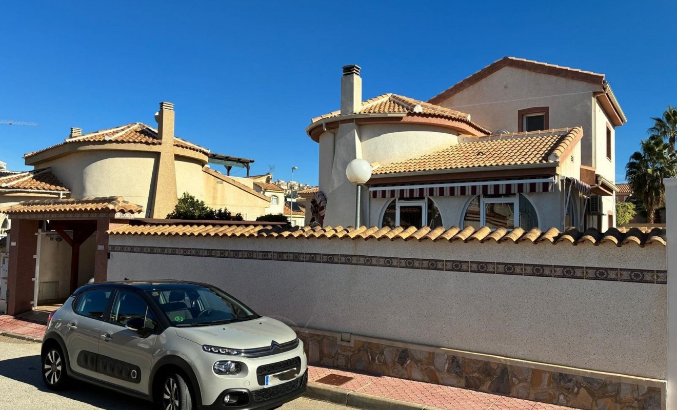 Sale - Detached villa - Rojales