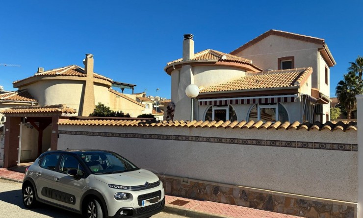 Sale - Detached villa - Rojales