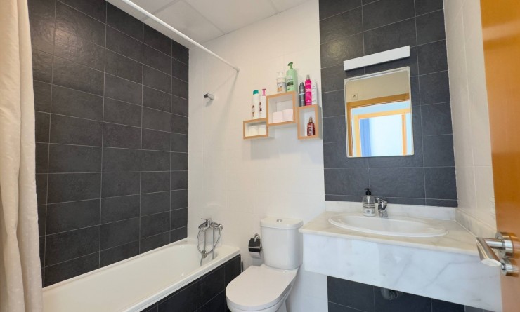 Wederverkoop - Apartment / flat - Benidorm - Levante