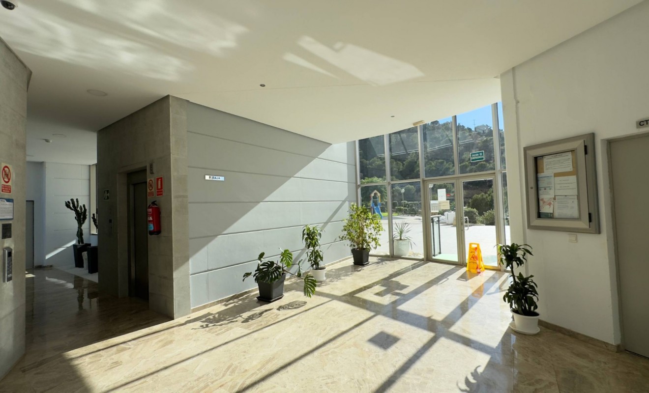 Wederverkoop - Apartment / flat - Benidorm - Levante