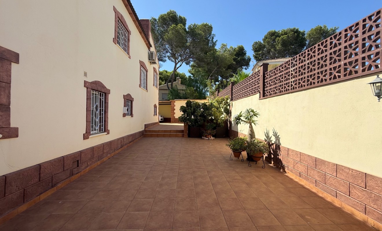 Wederverkoop - detached_house - Torrevieja - Costa Blanca Sur