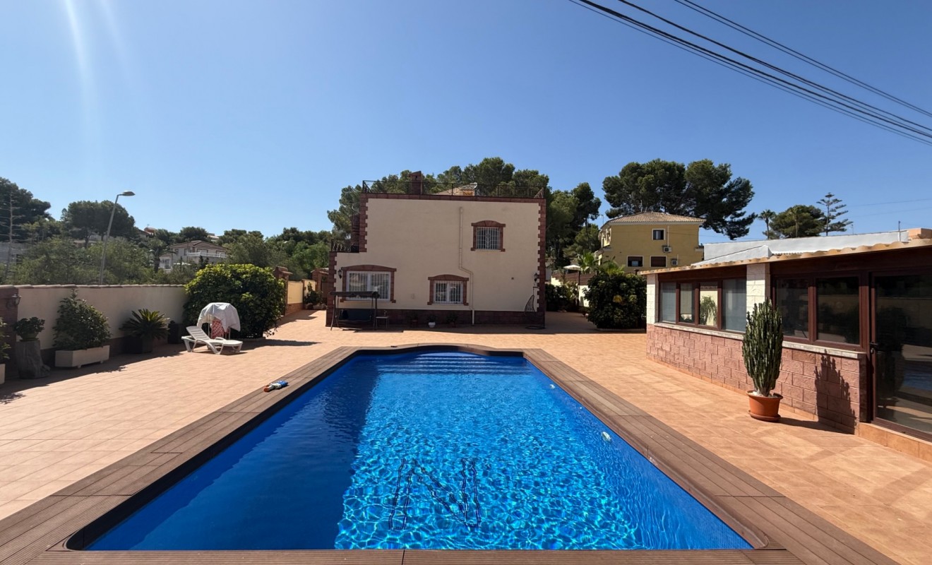 Wederverkoop - detached_house - Torrevieja - Costa Blanca Sur