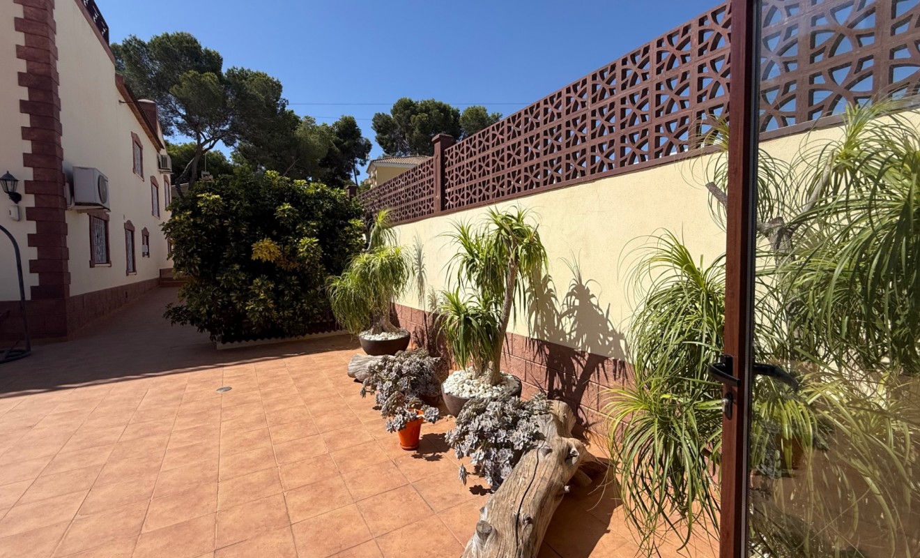 Wederverkoop - detached_house - Torrevieja - Costa Blanca Sur
