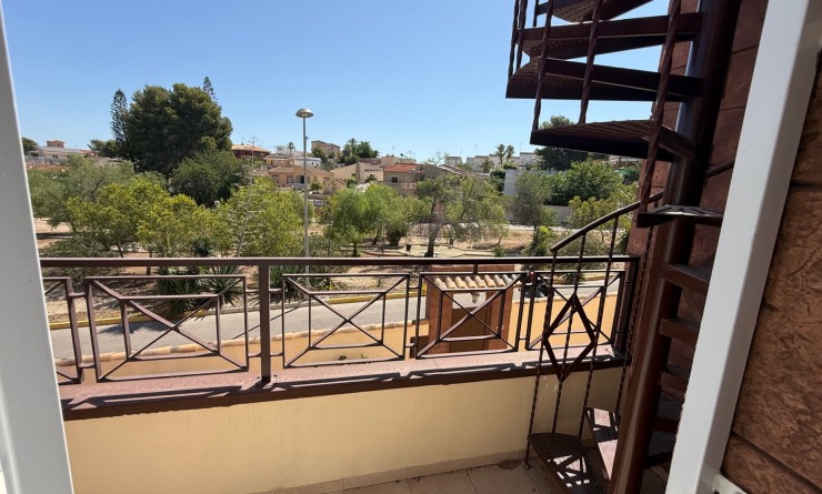 Wederverkoop - detached_house - Torrevieja - Costa Blanca Sur