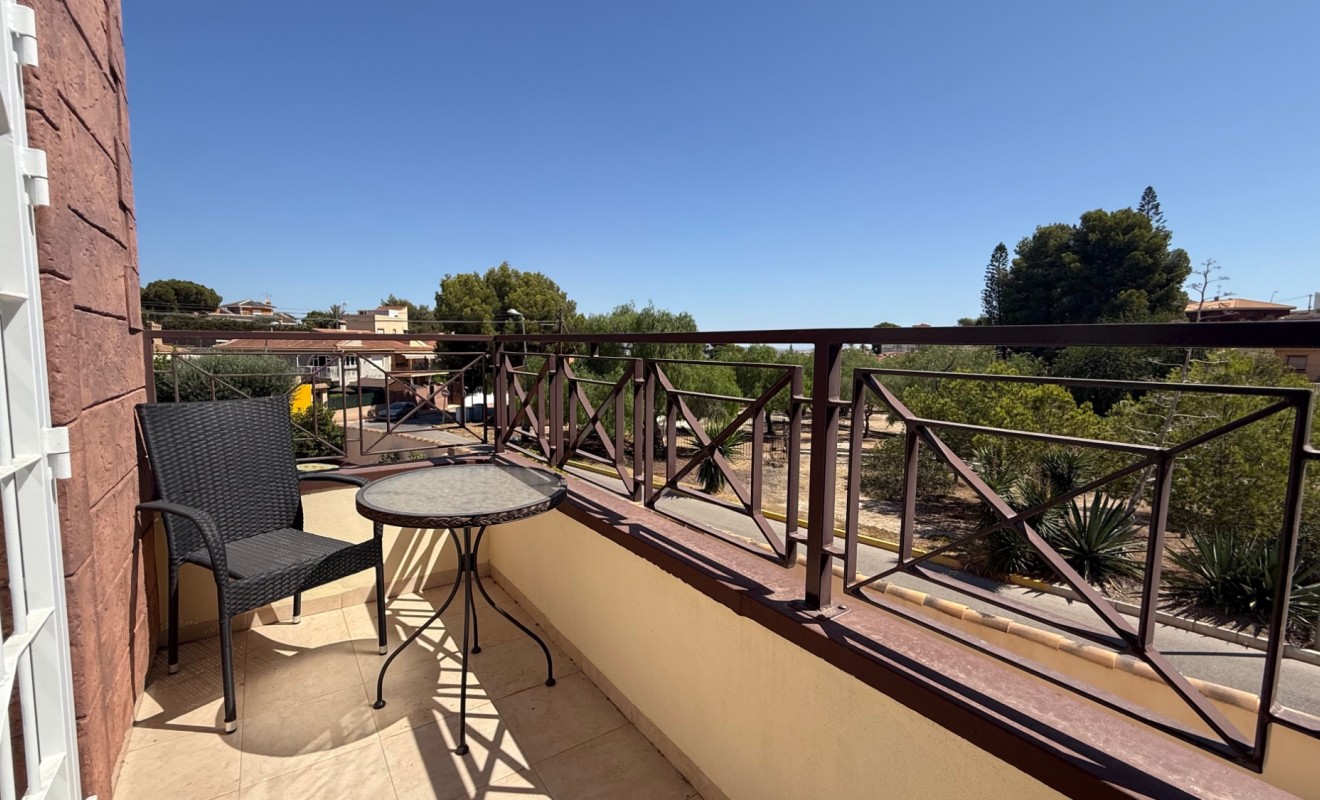 Wederverkoop - detached_house - Torrevieja - Costa Blanca Sur