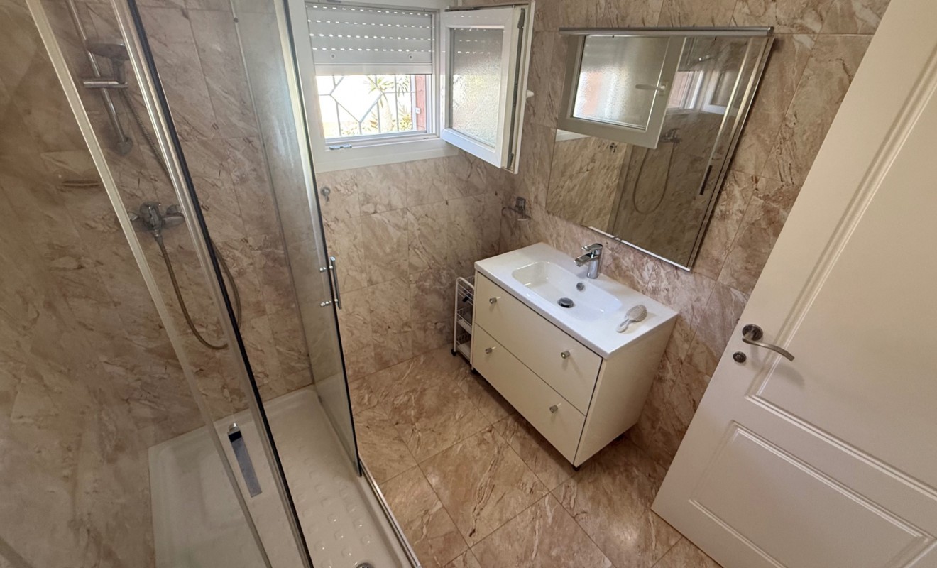 Wederverkoop - detached_house - Torrevieja - Costa Blanca Sur