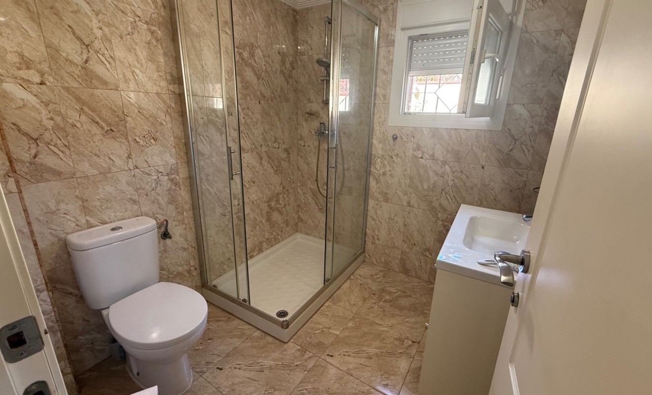 Wederverkoop - detached_house - Torrevieja - Costa Blanca Sur