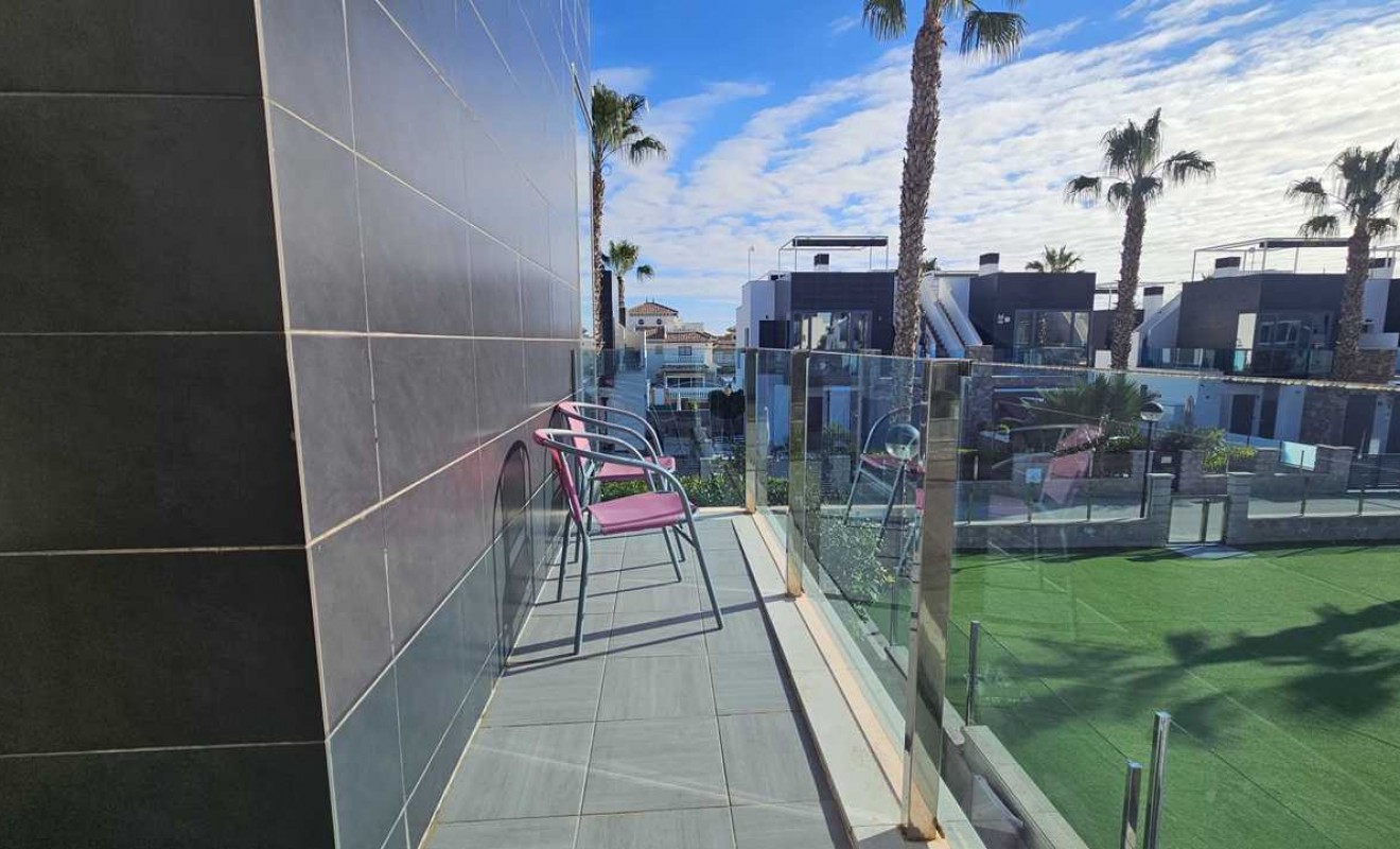 Sale - Villa - Orihuela Costa