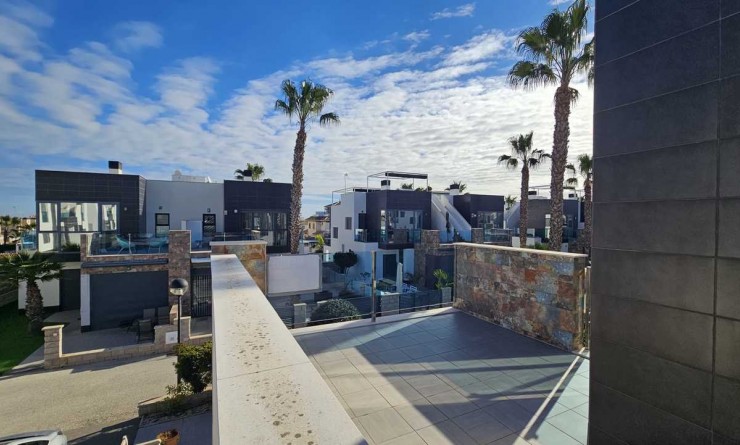 Sale - Villa - Orihuela Costa