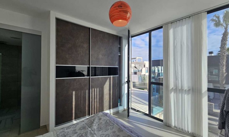 Sale - Villa - Orihuela Costa