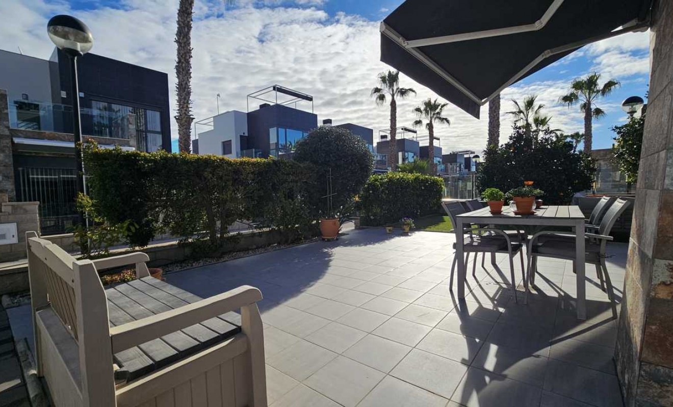 Sale - Villa - Orihuela Costa