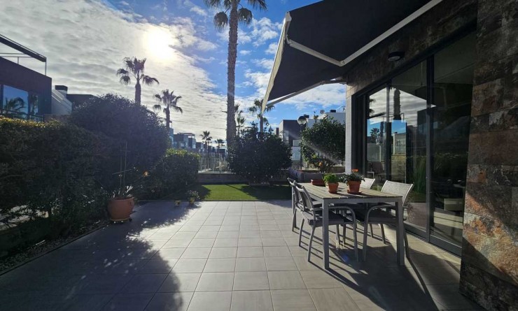 Sale - Villa - Orihuela Costa