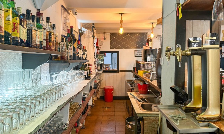 Sale - Commercial - Torrevieja - Nueva Torrevieja - Aguas Nuevas