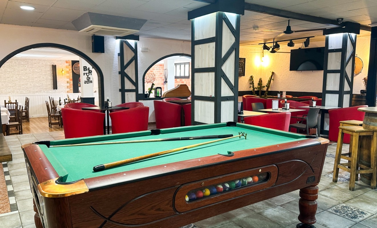 Sale - Commercial - Torrevieja - Nueva Torrevieja - Aguas Nuevas