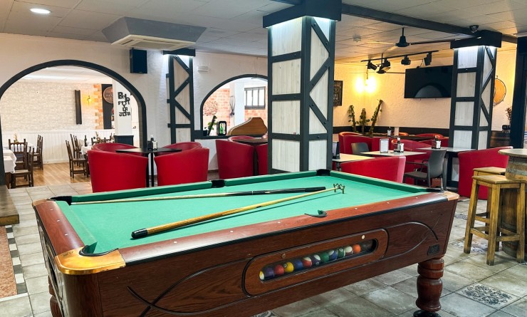 Sale - Commercial - Torrevieja - Nueva Torrevieja - Aguas Nuevas