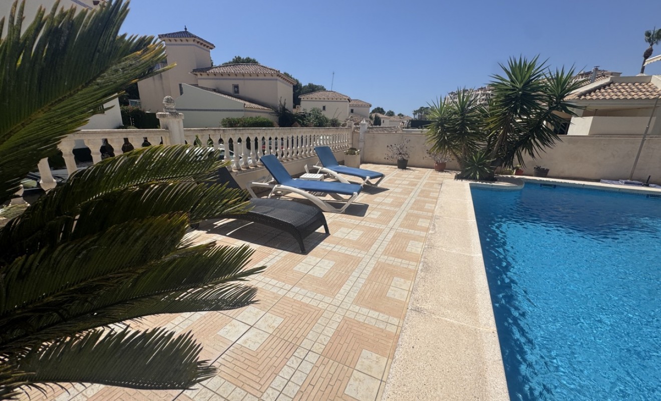 Wederverkoop - Villa - Las Ramblas Golf