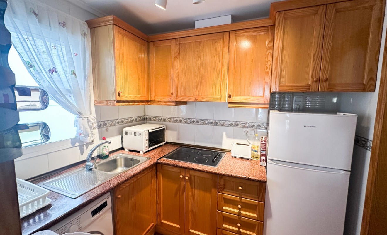 Wederverkoop - Apartment / flat - Torrevieja - Centro