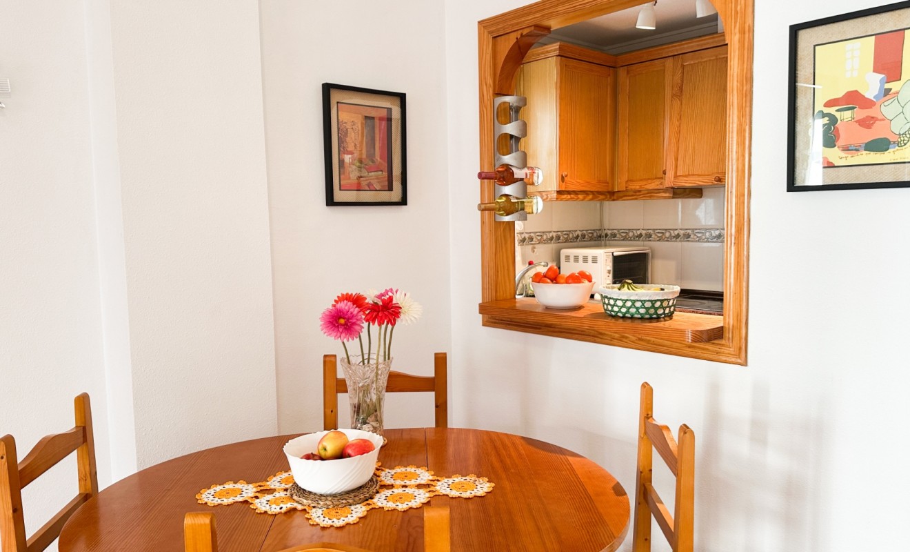 Wederverkoop - Apartment / flat - Torrevieja - Centro