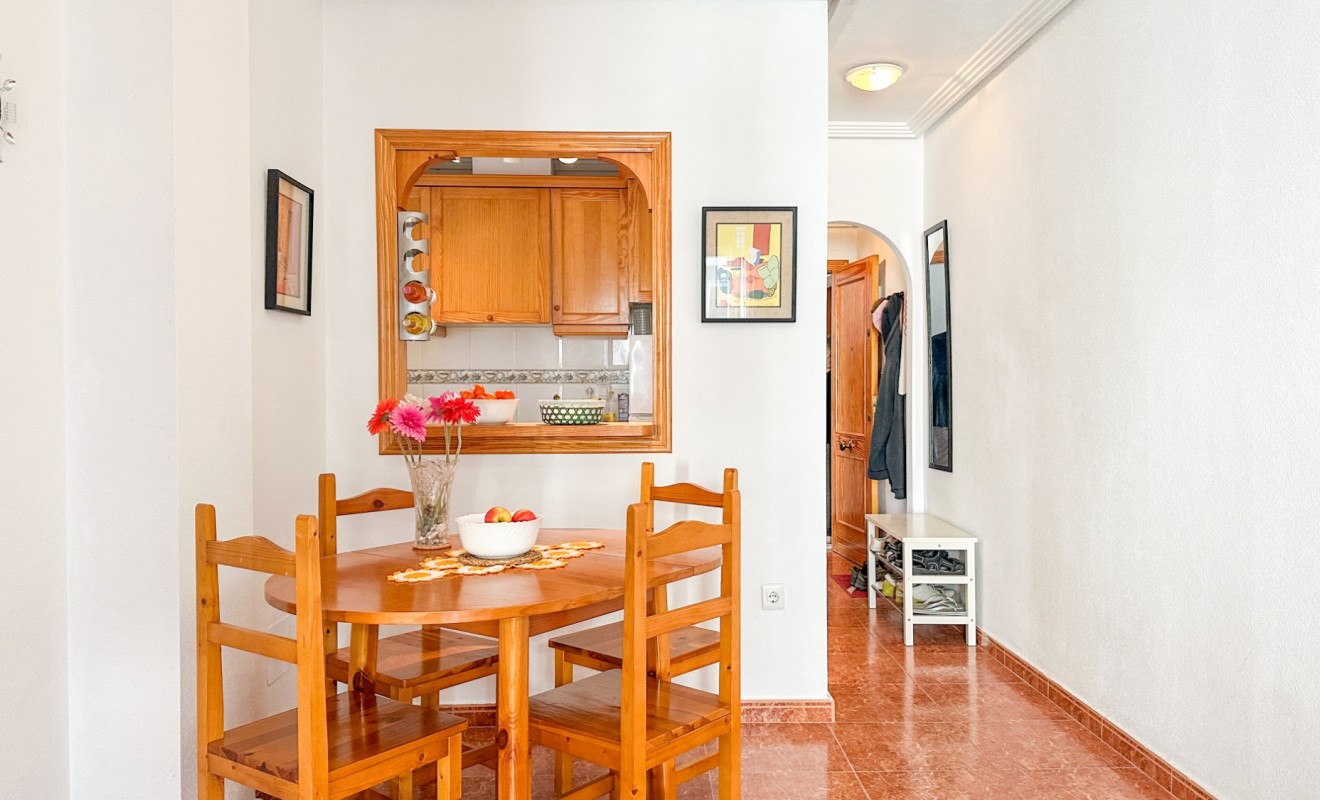 Wederverkoop - Apartment / flat - Torrevieja - Centro