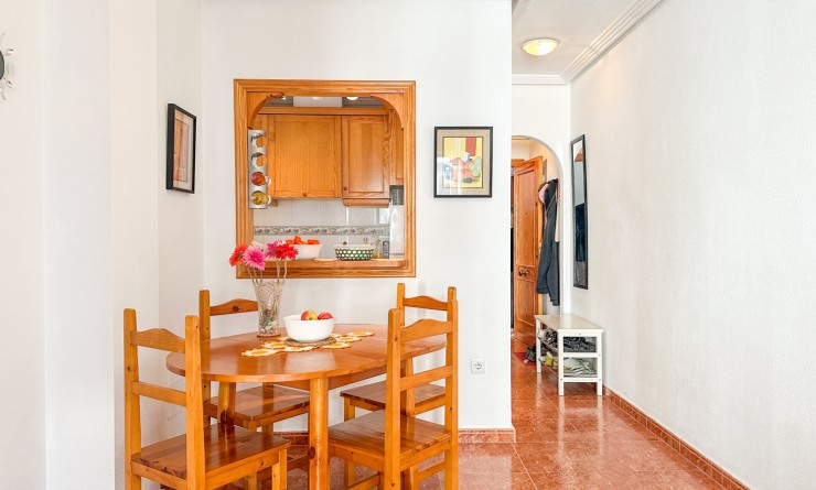 Wederverkoop - Apartment / flat - Torrevieja - Centro