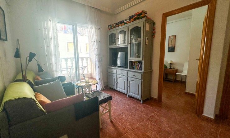 Wederverkoop - Apartment / flat - Torrevieja - Centro