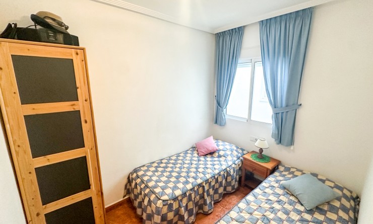 Wederverkoop - Apartment / flat - Torrevieja - Centro