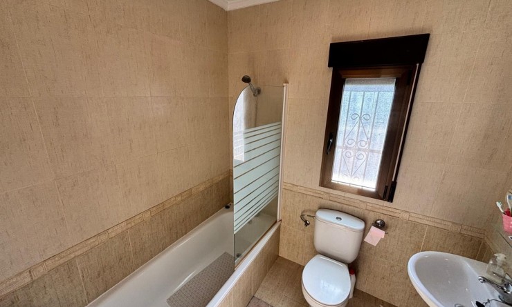 Revente - Villa / Detached - Ciudad Quesada - CENTRO