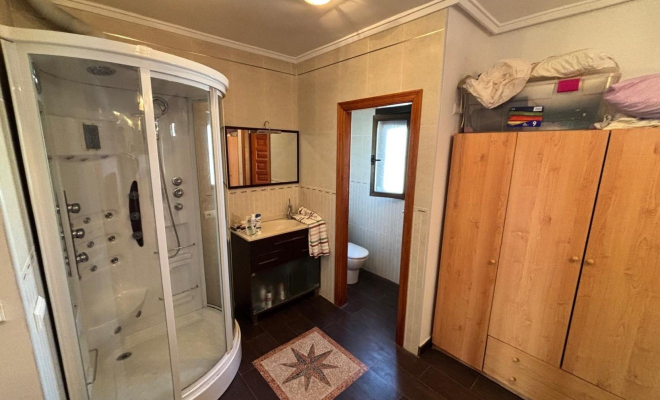 Revente - Villa / Detached - Ciudad Quesada - CENTRO