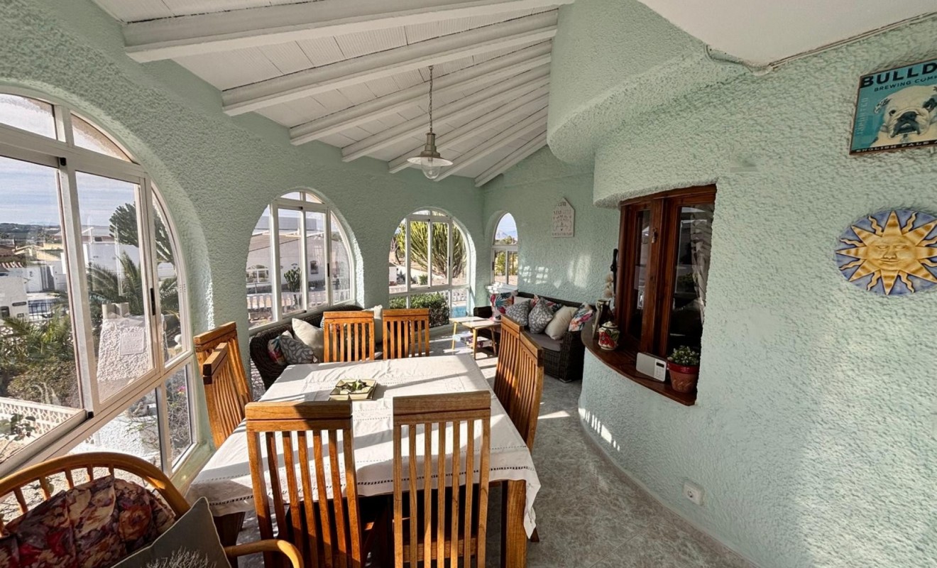 Revente - Villa / Detached - Ciudad Quesada - CENTRO