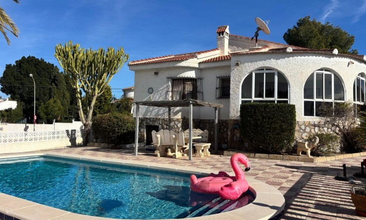 Revente - Villa / Detached - Ciudad Quesada - CENTRO