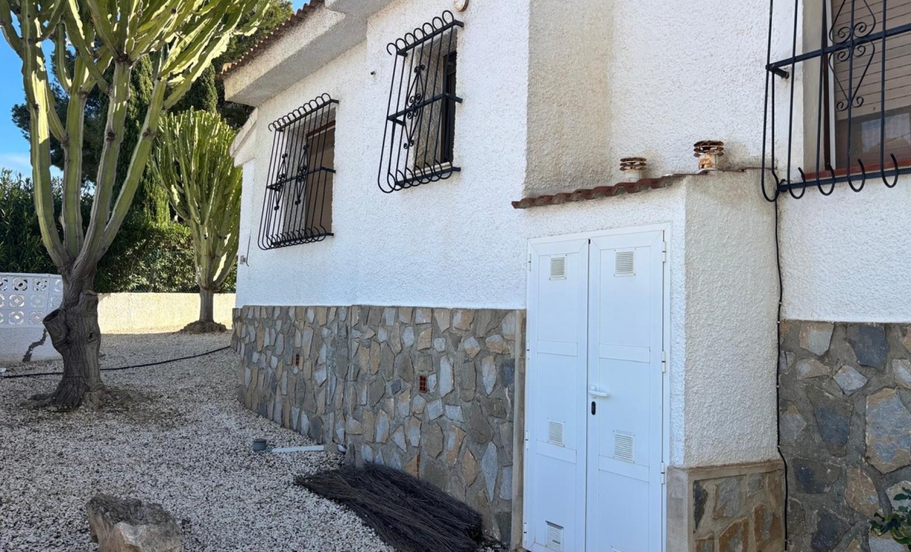 Revente - Villa / Detached - Ciudad Quesada - CENTRO