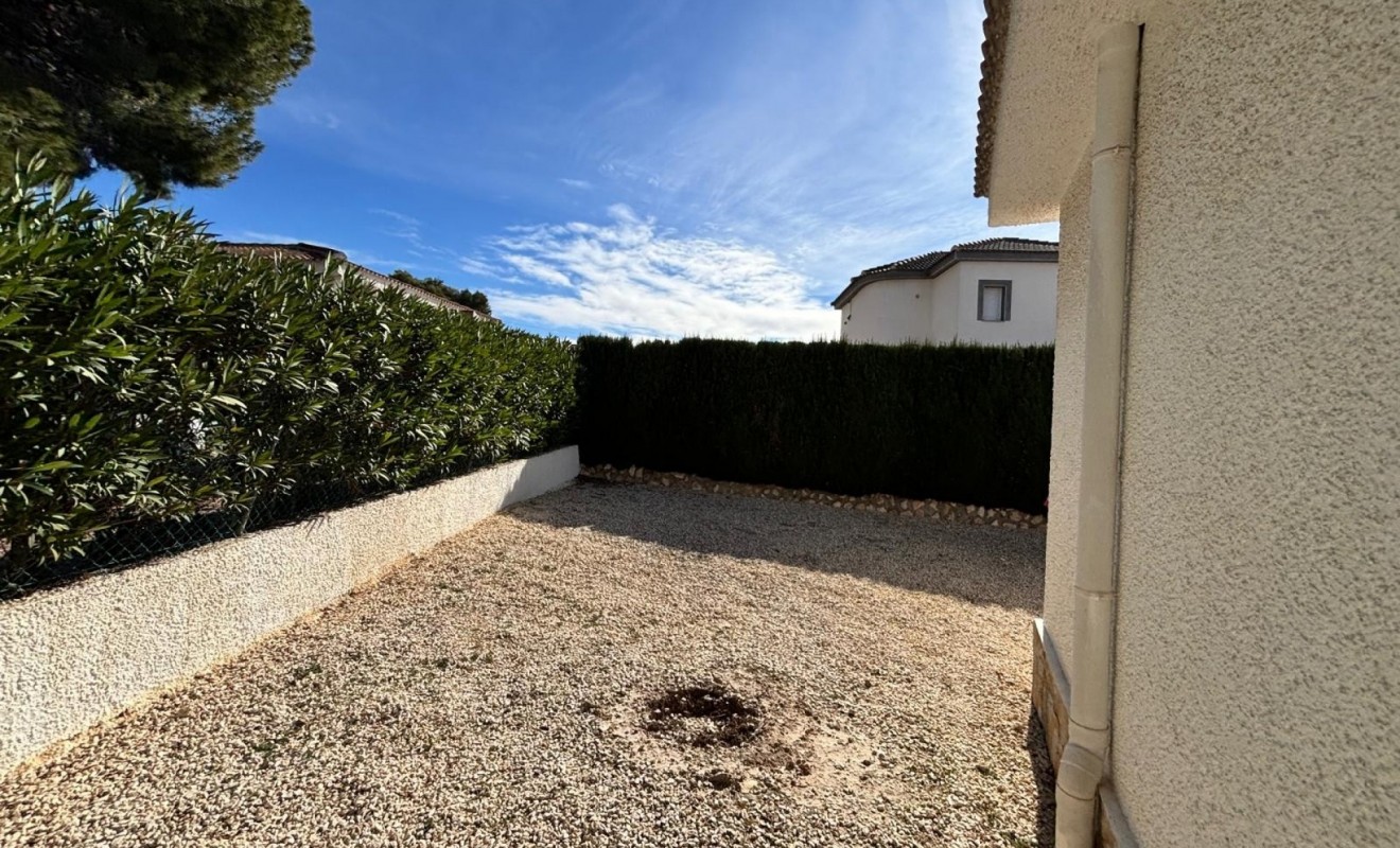 Revente - Villa / Detached - Ciudad Quesada - CENTRO