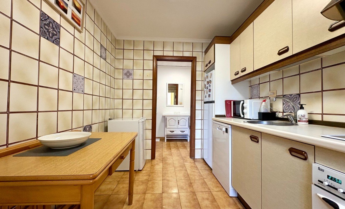 Wederverkoop - Apartment / flat - Denia - Les Marines - Las Marinas