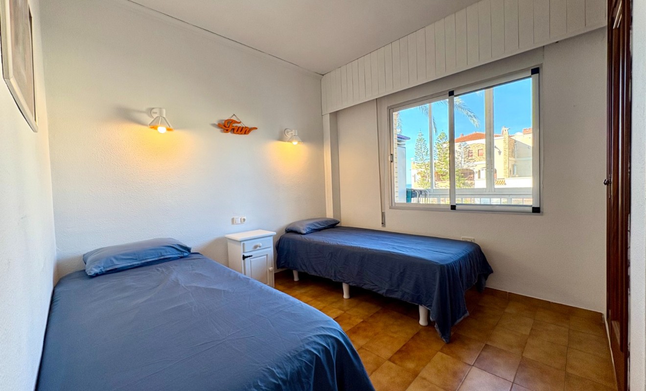 Wederverkoop - Apartment / flat - Denia - Les Marines - Las Marinas