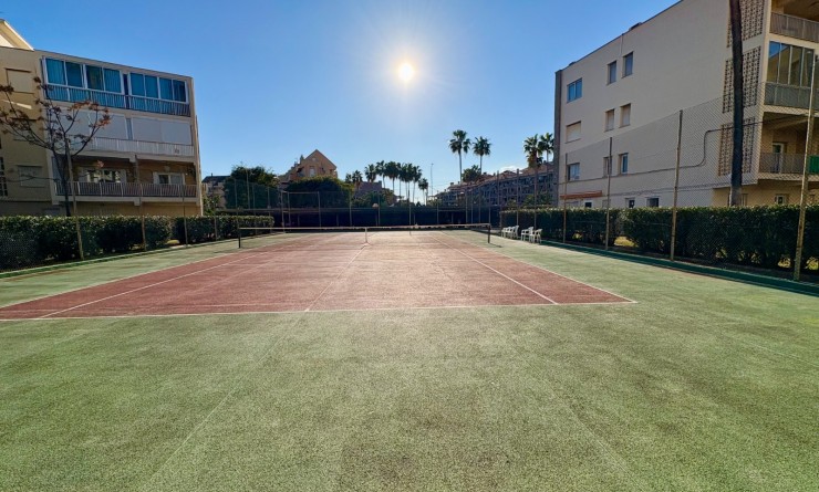 Wederverkoop - Apartment / flat - Denia - Les Marines - Las Marinas