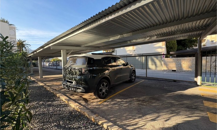 Wederverkoop - Apartment / flat - Denia - Les Marines - Las Marinas